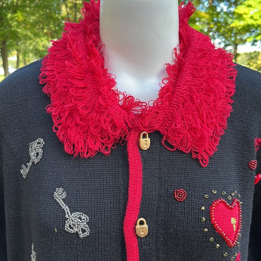 Vintage Storybook Key to my Heart sweater XXL - Picture 2 of 9